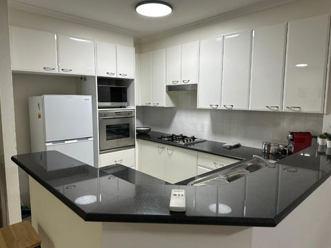 Resort Style 2BR Apt In Pyrmont Next To Darling Harbour - Australia Accommodation 2