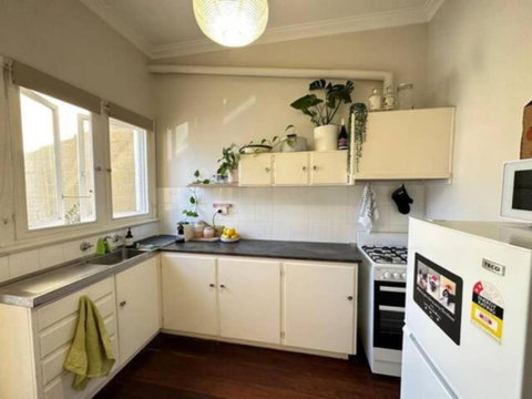 Retro Apt 6 Mins To Victoria Quay - Australia Accommodation 1