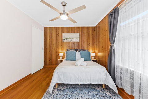 Retro Retreat - Mornington - Australia Accommodation 3