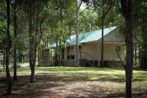RidgeView - Australia Accommodation 1