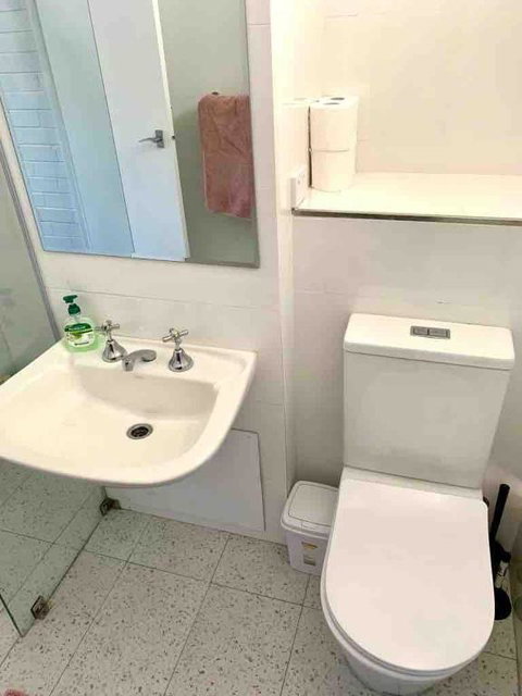 Right In Fremantle - Australia Accommodation 1