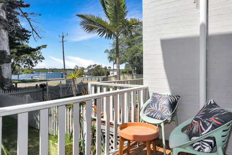 River Tonic - Australia Accommodation 0