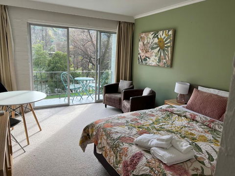 Riverbank Park MOTEL - Australia Accommodation 1