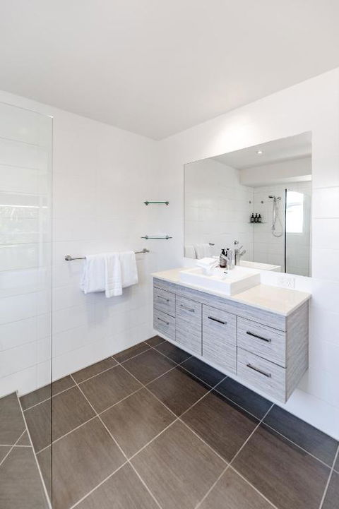 Riverside Noosa Sanctuary, Steps To Gympie Terrace - Australia Accommodation 1