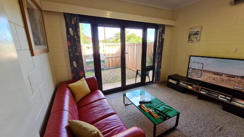 Rise N Shine - Affordable 50sqm Garden Apartment - Australia Accommodation 2
