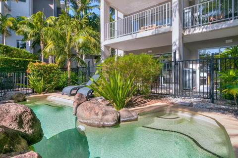 Salt&Pepper Sanctuary - Plunge Pool Resort Apartment By UHoliday - 2BR, 1BR And Studio Hotel Room Configurations Available - Australia Accommodation 1