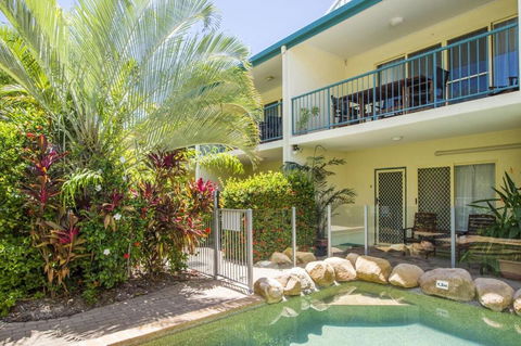 SAILS 9 Beachfront Getaway Horseshoe Bay - Australia Accommodation 2