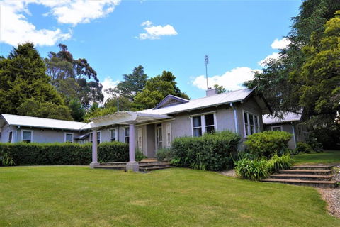 Robin Hill Manor - Australia Accommodation 0