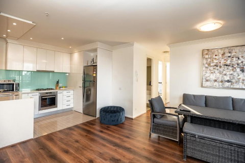 Rome Sky Villa - Australia Accommodation 2