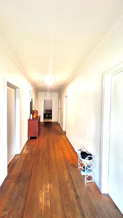 Room Near To Melbourne Airport & Train Station - Australia Accommodation 1