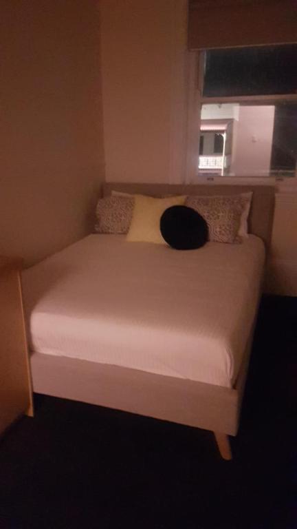 Royal Hotel Yass - Australia Accommodation 0