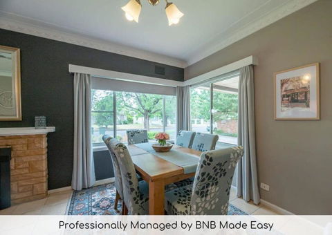 Roycox Cottage - Charming Escape, Fireplace - Australia Accommodation 0