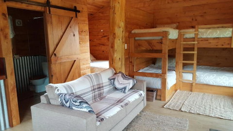Rustic Hut Bush Retreat - Australia Accommodation 2