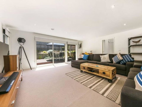 RYE/BLAIRGOWRIE FAMILY ENTERTAINER.. - Australia Accommodation 3