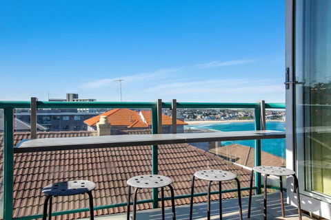 S16S - Bondi Vistas - Australia Accommodation 2