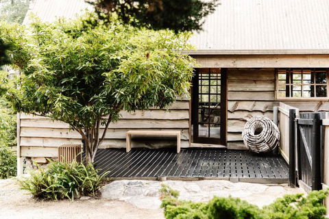 SABI Award Winning Designer Cabin - Australia Accommodation 3