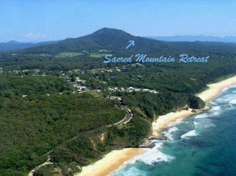 Sacred Mountain Retreat - Australia Accommodation 1