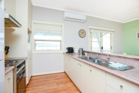 Salt - Aldinga Beach - C21 SouthCoast Holidays - Australia Accommodation 2