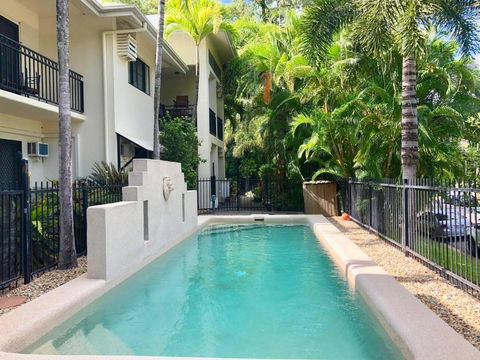 Salt & Sand - Tropical Oasis Footsteps To Beach - Australia Accommodation 0