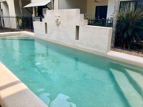 Salt & Sand - Tropical Oasis Footsteps To Beach - Australia Accommodation 2