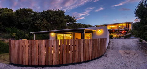 SALT Luxury Couples Bungalow - Australia Accommodation 3