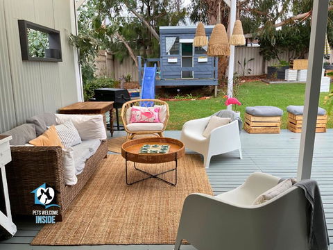 Saltwater Sunsets Seaside Haven With Ocean Views - Australia Accommodation 0