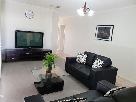 SAN Mateo - Australia Accommodation 1