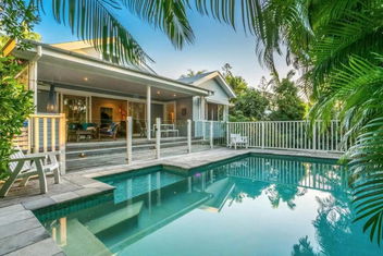 Sanctuary Spaces - Kia Ora Byron with Australia Accommodation