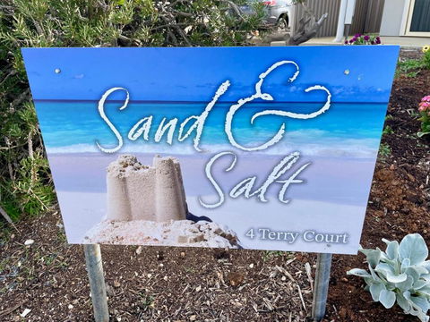 Sand & Salt - Australia Accommodation 1