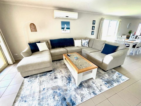 Sand & Salt - Australia Accommodation 0