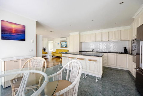 Sand And Foam - Australia Accommodation 3