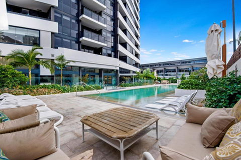 Ruby Building - Self Contained, Privately Managed Apartments - Australia Accommodation 0
