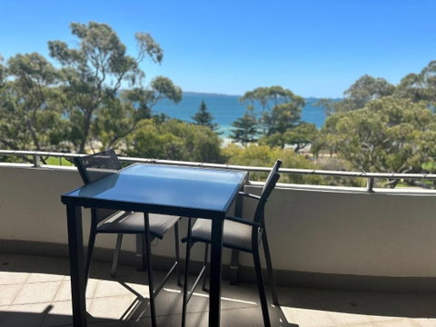 Rockingham Waterfront At Nautilus - Australia Accommodation 1