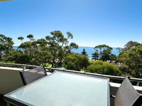 Rockingham Waterfront At Nautilus - Australia Accommodation 3