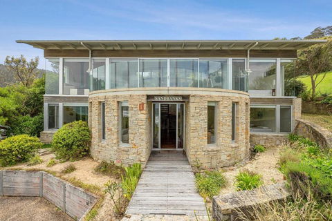 Sandbanks - Australia Accommodation 1