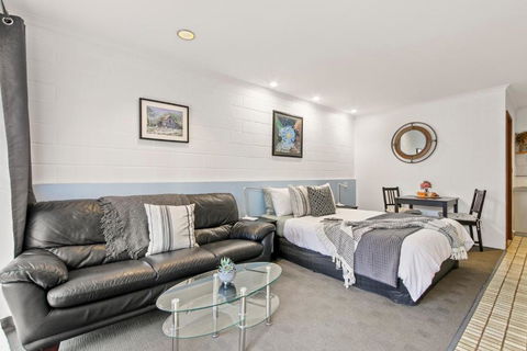 Sandbar Motel - Australia Accommodation 0