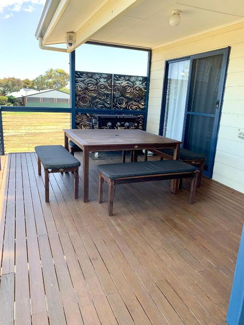 Sandcastle - A Esplanade Place, Stunning Views - Australia Accommodation 2