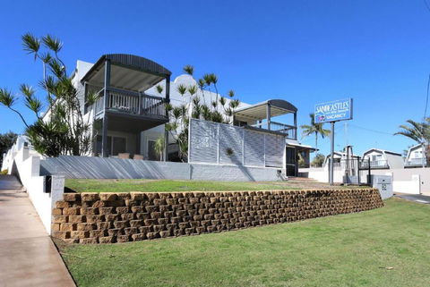 Sandcastles 1 - Australia Accommodation 0