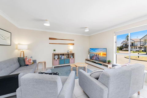 Sandcastles 11-23 Robinson St - Australia Accommodation 3
