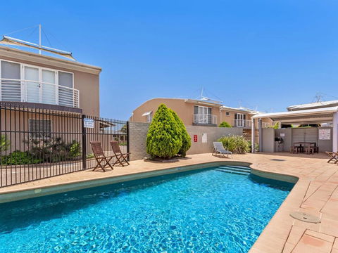 Sandcastles 7 8 Ala Moana Way - Australia Accommodation 0