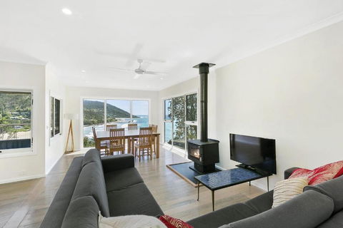 Sands End - Australia Accommodation 3