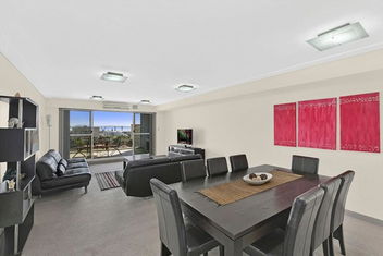 Sandy Cove Apartment The Entrance 46 with Australia Accommodation