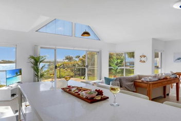 Sandy Cove with Australia Accommodation