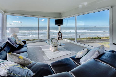 Sandy Cove - Australia Accommodation 0