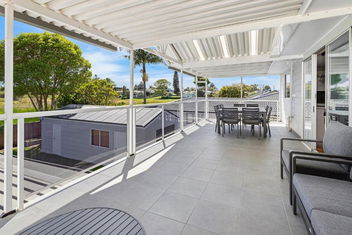Sandy Dreams with Australia Accommodation