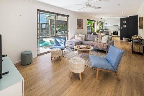 Sandy Dunes Retreat Pet-Friendly Wurtulla Home - Australia Accommodation 2