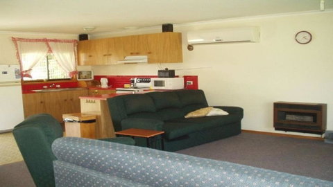 Sandy Escape - Australia Accommodation 2