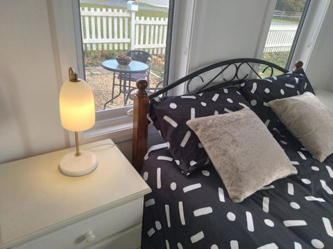 Self Contained Guest Suite - Australia Accommodation 3