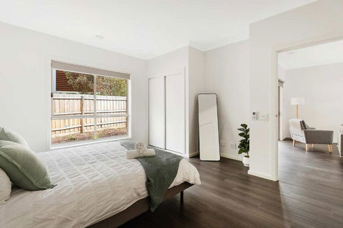Spacious & Accessibly Friendly 3BR Home In Darley - Australia Accommodation 2