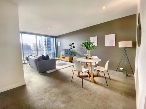Spacious City Fringe RetreatPool & Free Parking - Australia Accommodation 2